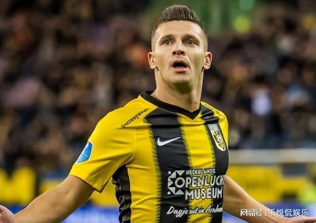 尤其是前F 尤其是前F