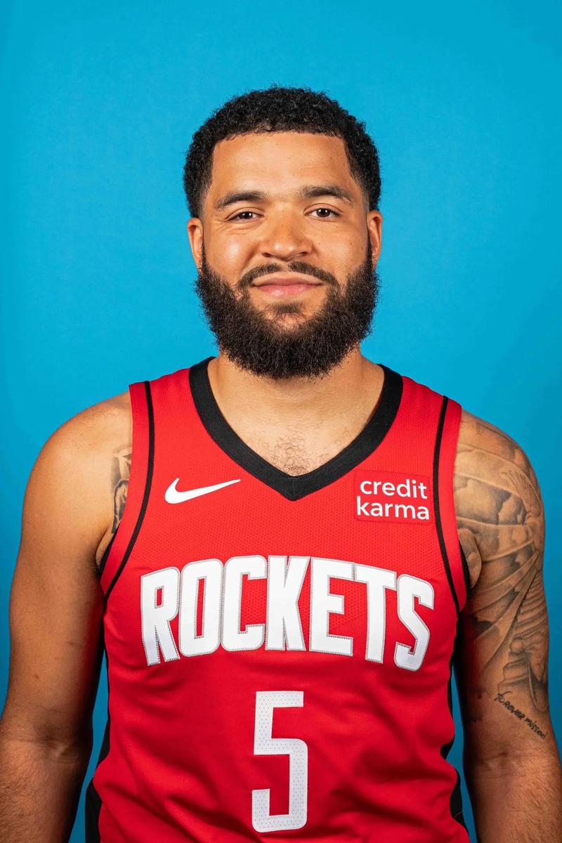 更是主场模
